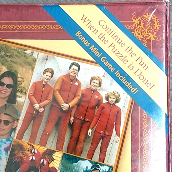 NEW Awkward Family Photos 999 Pieces Jigsaw Puzzle "The Vacation Puzzle" SEALED - Picture 6 of 6